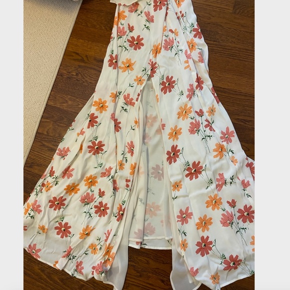 "Karen" Privacy Please Dress (Medium) - Picture 5 of 6